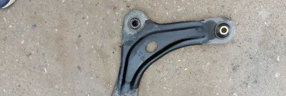 Peugeot 208 Rear control arm