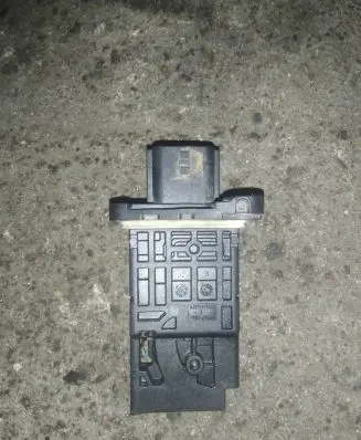 Renault Koleos II Mass air flow meter 226807131R