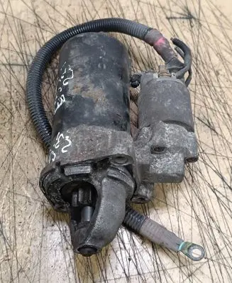 BMW 5 E39 Starter motor 1740374 7702013203
