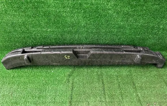 Front bumper foam support bar