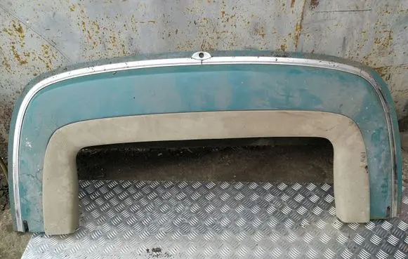 Mercedes-Benz SL R107 Parcel shelf