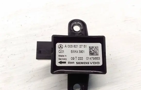 Mercedes-Benz ML W164 Airbag deployment crash/impact sensor A0038212751 5WK43901