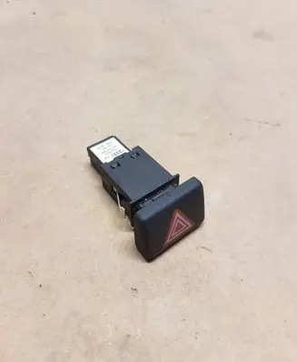 Audi A4 S4 B7 8E 8H Hazard light switch 8E0941509