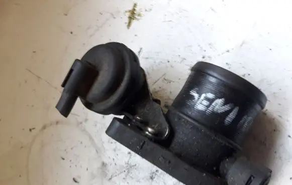 Renault Scenic II - Grand scenic II Engine shut-off valve 