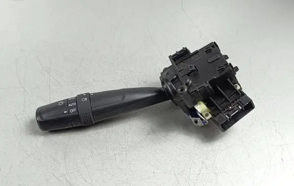 Suzuki SX4 S-Cross Indicator stalk 173744