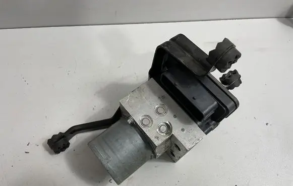 BMW X5 F15 ABS Pump 6864798