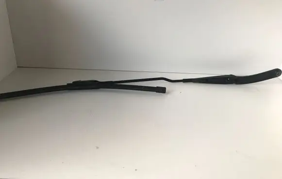 Audi A5 8T 8F Windshield/front glass wiper blade 8T2955407A