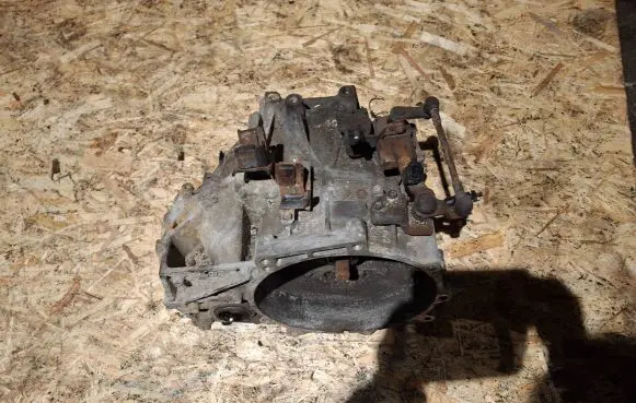 Manual 6 speed gearbox