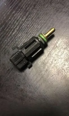 BMW 5 E60 E61 Coolant temperature sensor 1433077