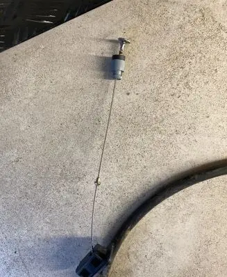 Jeep Cherokee III KJ Throttle cable 