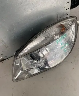 Skoda Fabia Mk2 (5J) Headlight/headlamp