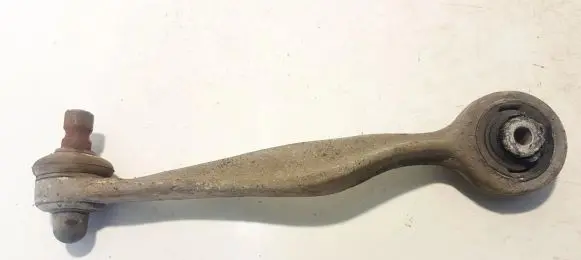 Volkswagen PASSAT B5 Front lower control arm/wishbone