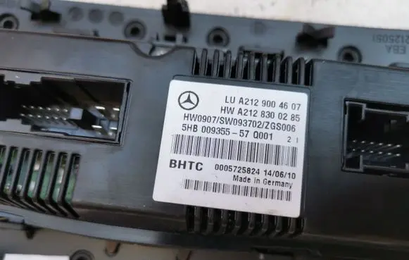 Mercedes-Benz E W212 Climate control unit A2129004607 2129004607