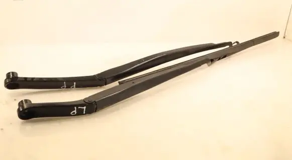 KIA Ceed Front wiper blade arm RK0