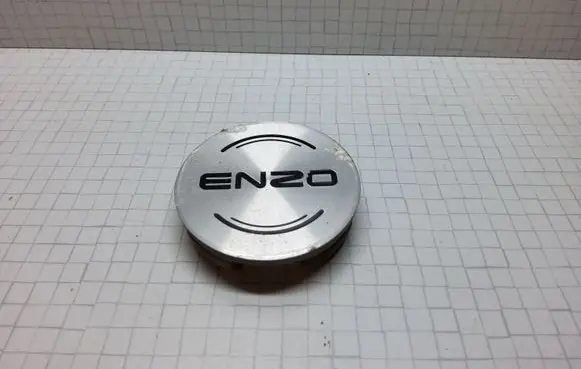 Volkswagen Golf V Non-original wheel cap N06