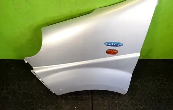 Renault Trafic II (X83) Fender