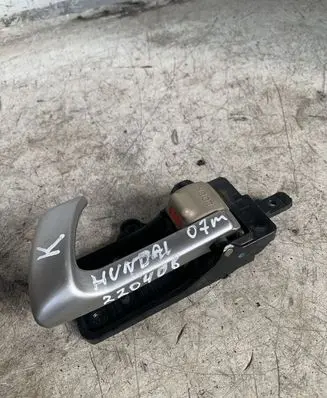 Hyundai Santa Fe Front door interior handle