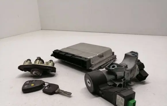 Volvo S60 Engine ECU kit and lock set 0261207392 1112 26SA0000