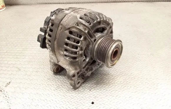 Seat Toledo III (5P) Generator/alternator 028903028E