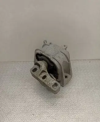 Volkswagen Golf V Engine mount bracket 1K0199262