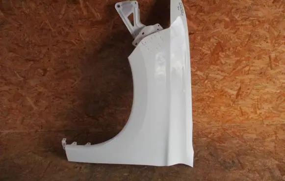 Mitsubishi Outlander Fender