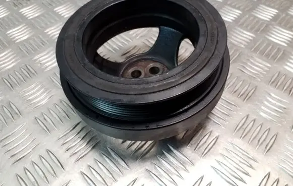 Mercedes-Benz E W212 Crankshaft pulley 201613G0