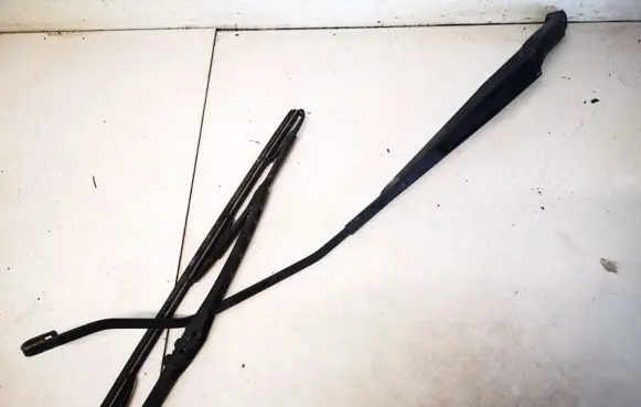 Chevrolet Kalos Front wiper blade arm