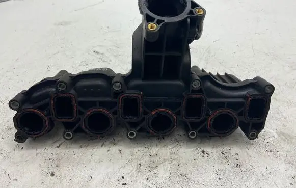 Volkswagen PASSAT B7 Intake manifold