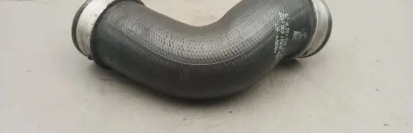 Mercedes-Benz E W211 Intercooler hose/pipe A2115283582