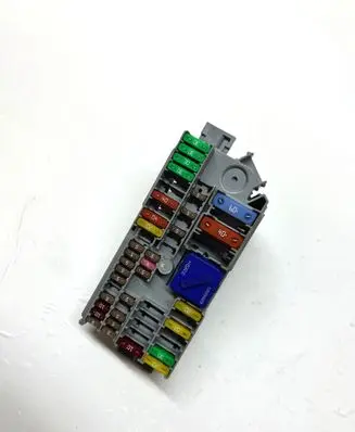 BMW 3 G20 G21 Fuse module 6807487 030093500 6114V7