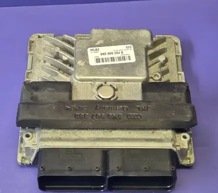 Audi A4 S4 B8 8K Engine control unit/module 8K0906264B 5WA12011
