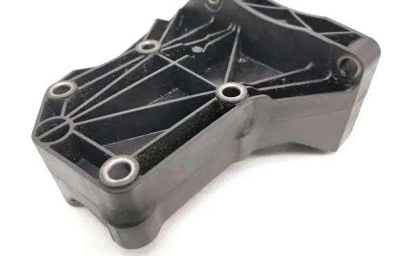BMW 5 E60 E61 A/C compressor mount bracket 7792202 140118 64557792202