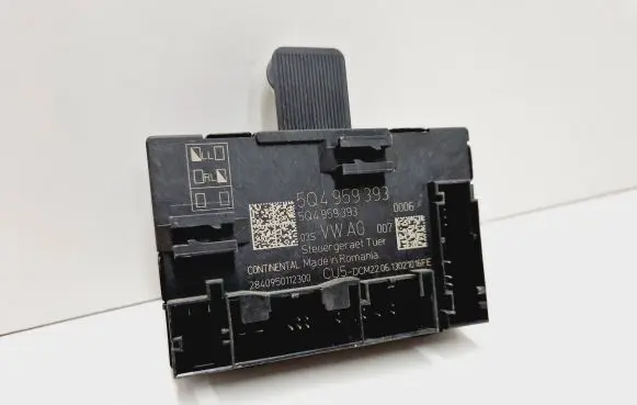 Skoda Octavia Mk3 (5E) Door control unit/module 5Q4959393 2840950112300