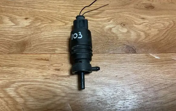 Audi A4 S4 B6 8E 8H Windscreen/windshield washer pump 1J0973722