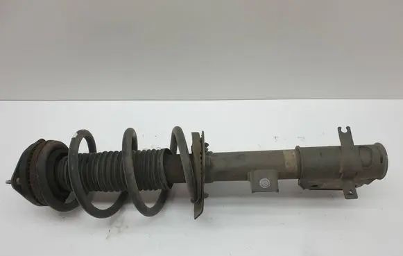 Chrysler Pacifica Front shock absorber with coil spring P68248728AD 68248728AD 68248728
