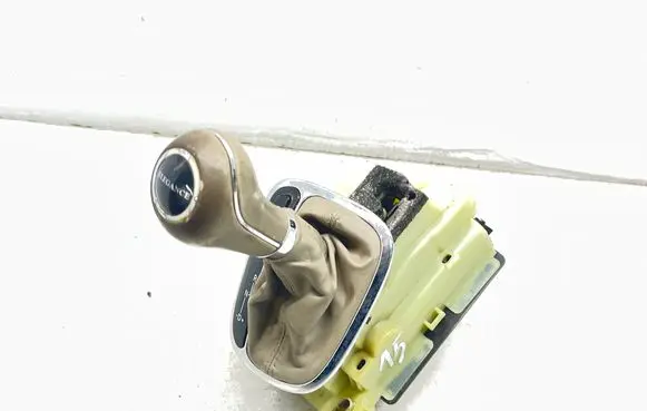 Mercedes-Benz CLK A209 C209 Gear shifter/selector A2032675524