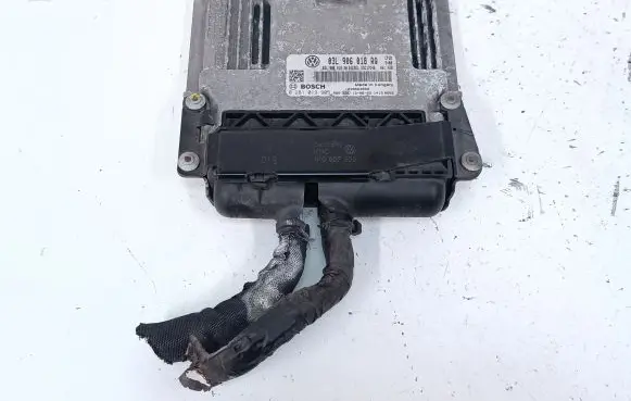 Skoda Superb B6 (3T) Engine control unit/module 03L906018RQ 0281019905