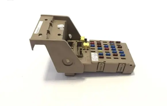 Subaru Impreza III Fuse module 82201FG000