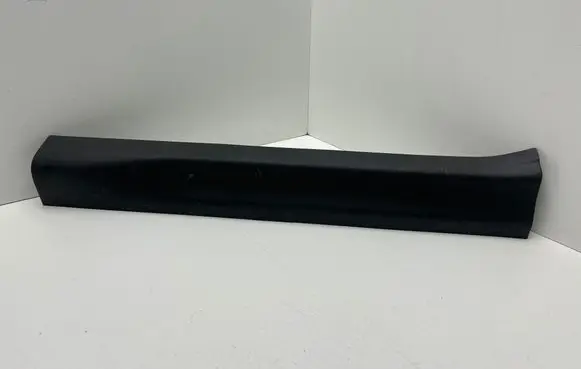 Chevrolet Camaro Front sill trim cover 92232885