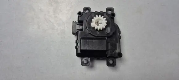 Toyota C-HR II Air flap motor/actuator DT1138004040