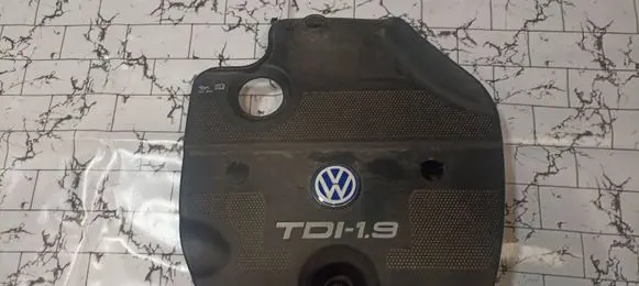 Volkswagen Golf IV Engine cover (trim) 038103935AB 054276 012784/2