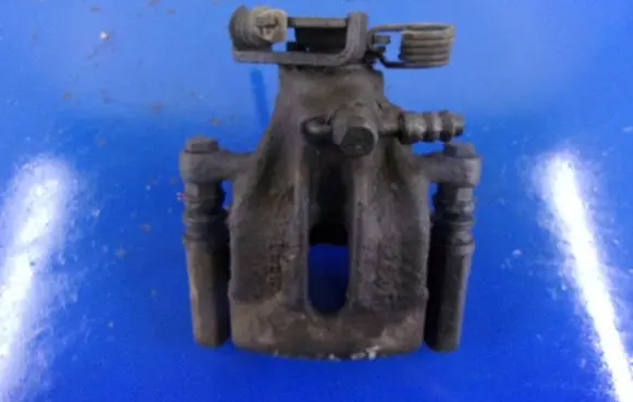 Volvo S40, V40 Rear brake caliper