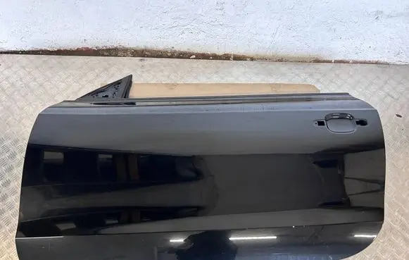 Audi RS5 Door (2 Door Coupe) 8T0831311F