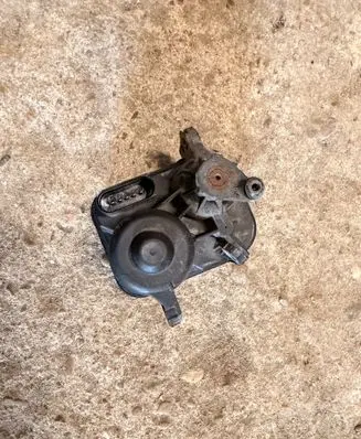 Volkswagen Polo V 6R Intake manifold valve actuator/motor 03P129086B