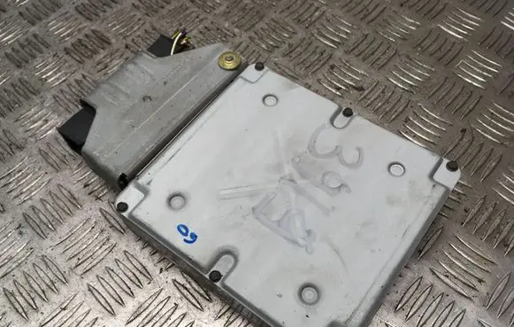 Ford Focus Engine control unit/module 3903856 4116173 98AB12A532AF