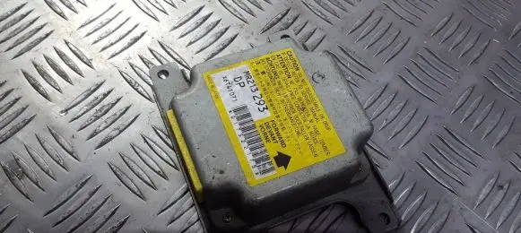 Mitsubishi Galant Airbag control unit/module mr213293 x6t41071