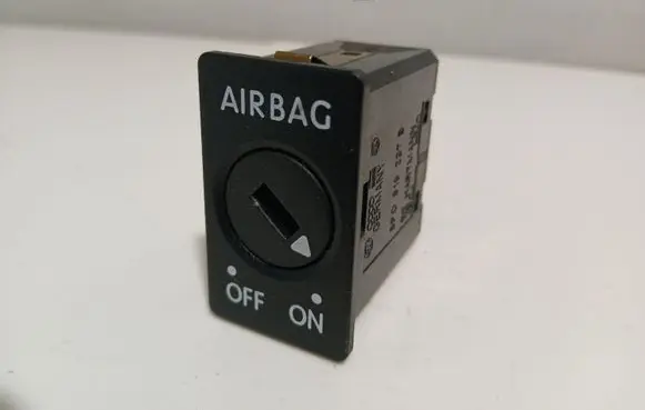 Audi A8 S8 D3 4E Passenger airbag on/off switch 5P0919237B