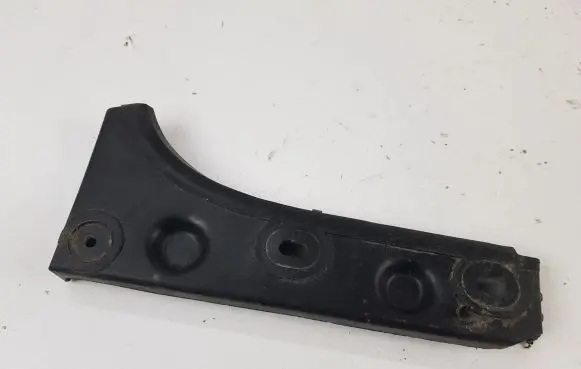Audi A6 S6 C5 4B Front bumper mounting bracket 4B0807284