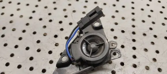 Subaru Legacy Front door speaker 94253 AE010