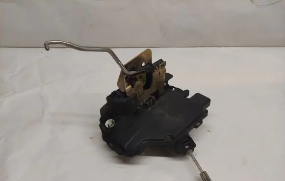 Audi A6 S6 C5 4B Front door lock PA66309GF 052017 KG577SL49